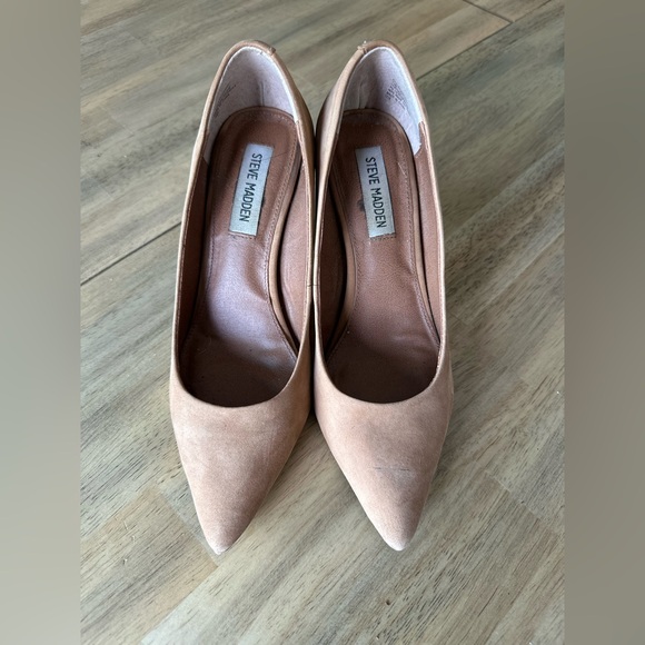 STEVE MADDEN camel suede block heel — size 7.5 - Picture 2 of 6